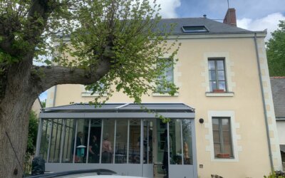 Store de toiture de véranda à Angers